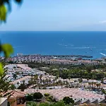 Bentayga Obsidian * Costa Adeje (Tenerife)